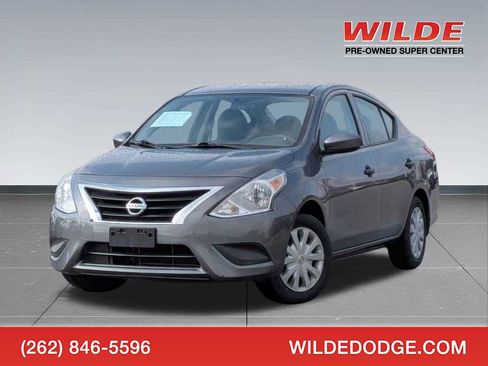 Used 2017 Nissan Versa S Plus FWD image 1