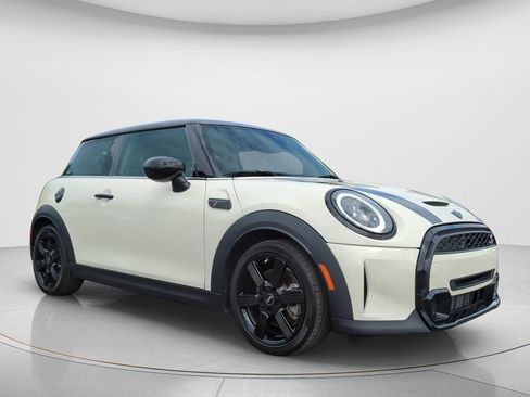 Used 2023 MINI Cooper S FWD image 3