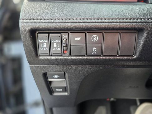 Used 2023 Honda Odyssey Sport image 34