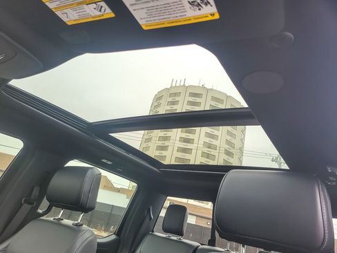 Used 2025 Ford F150 Lariat w/ Equipment Group 502A High image 7