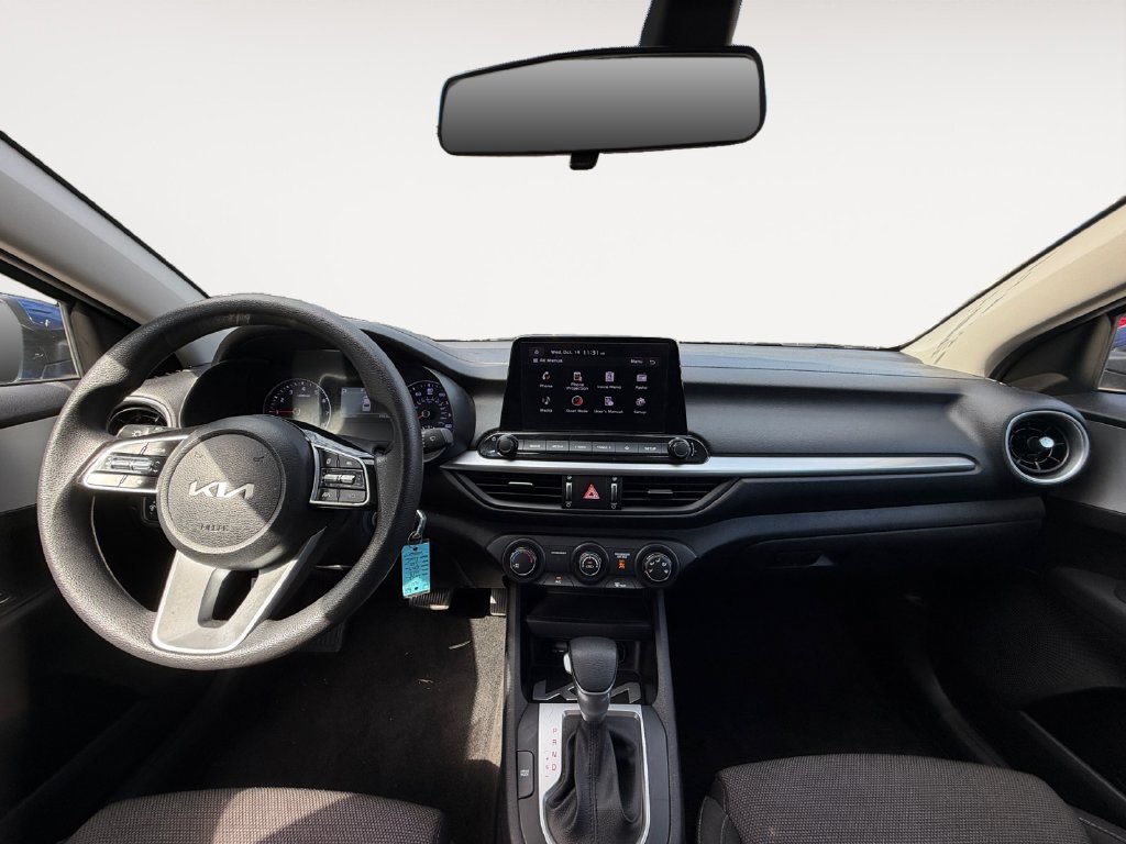 Used 2023 Kia Forte LXS w/ LXS Technology Package FWD image 12