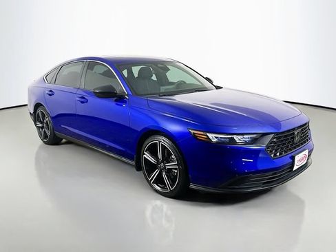 Used 2023 Honda Accord Sport image 14