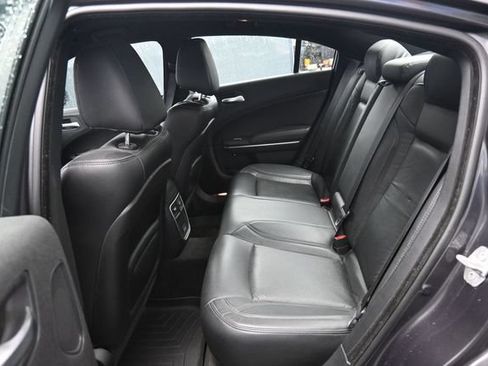 Used 2015 Dodge Charger SXT RWD image 30