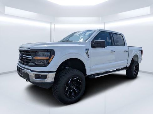 Used 2025 Ford F150 XLT w/ Equipment Group 301A Standard AWD/4WD image 7