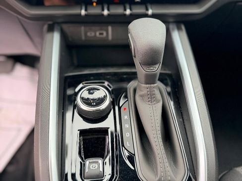 New 2026 Chevrolet Colorado Trail Boss AWD/4WD image 12