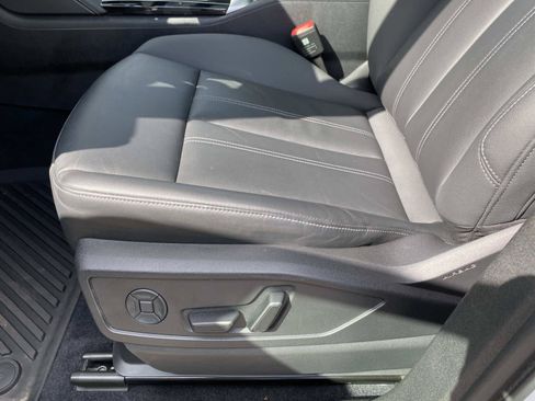 Used 2025 Audi Q5 Premium Plus AWD/4WD image 22