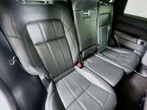Used 2018 Land Rover Range Rover Sport HSE AWD/4WD image 29