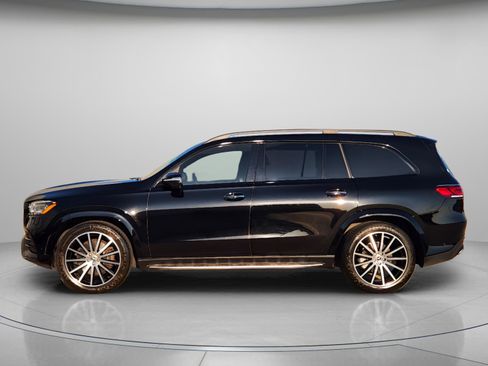 Used 2023 Mercedes-Benz GLS 450 4MATIC image 2