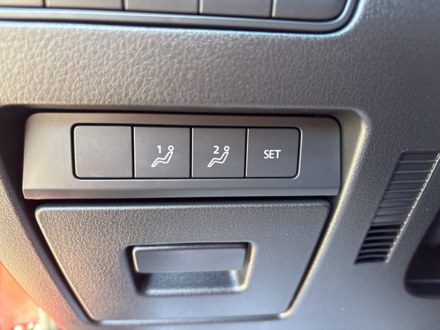 Used 2025 MAZDA MAZDA3 2.5 S Hatchback w/ Premium Pkg FWD image 19