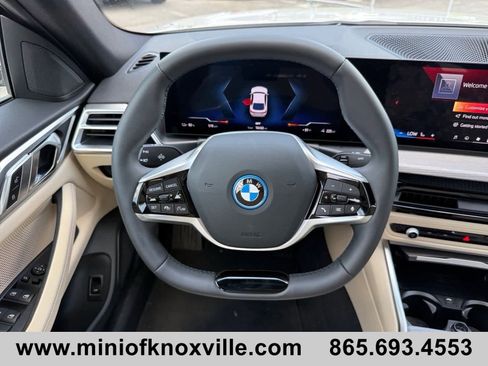 Used 2025 BMW i4 eDrive40 w/ Parking Assistance Package RWD image 17