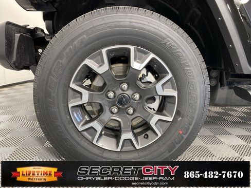 New 2026 Jeep Gladiator Sport image 9