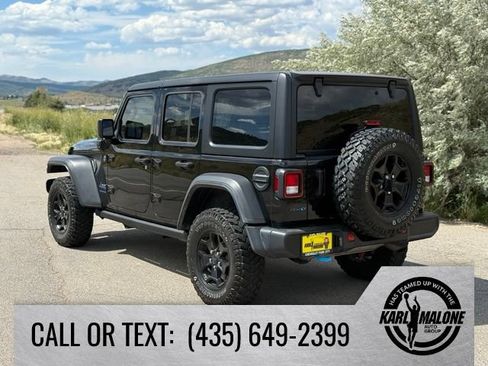 Used 2023 Jeep Wrangler Unlimited w/ Cold Weather Group AWD/4WD image 3