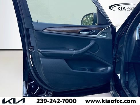 Used 2024 BMW X3 xDrive30i image 21