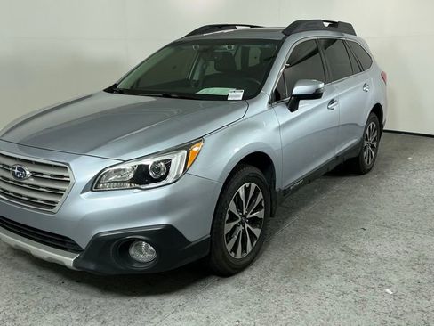 Used 2016 Subaru Outback 2.5i Limited AWD/4WD image 7