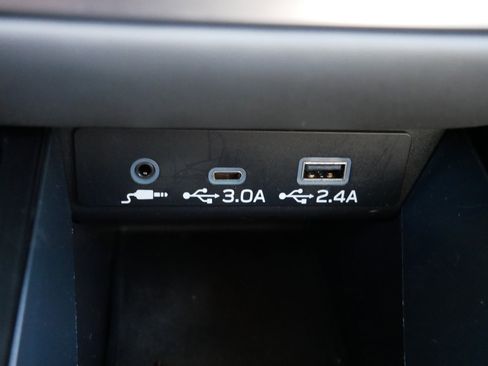 Used 2023 Subaru Outback Onyx Edition image 32