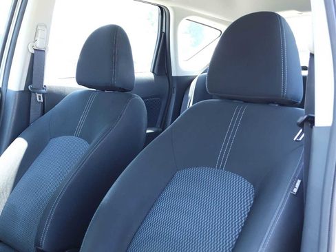 Used 2016 Nissan Versa Note SV FWD image 11