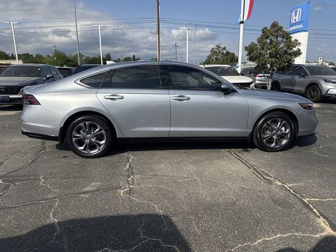 New 2026 Honda Accord EX-L image 13