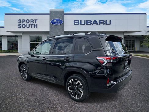 Certified 2025 Subaru Forester Limited w/ Popular Package AWD/4WD image 5