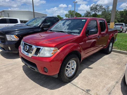 Used 2017 Nissan Frontier SV RWD image 3