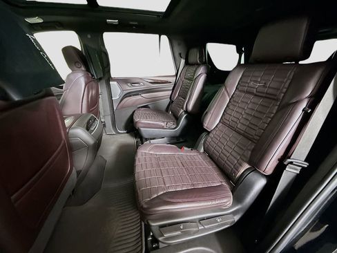 Used 2021 Cadillac Escalade Sport Platinum image 26