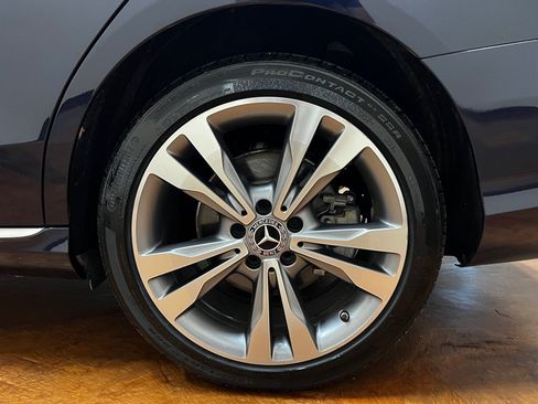 Used 2018 Mercedes-Benz C 300 4MATIC Sedan image 50