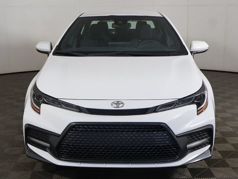 Used 2022 Toyota Corolla SE FWD image 8