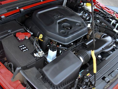 Used 2023 Jeep Wrangler Unlimited Rubicon image 45