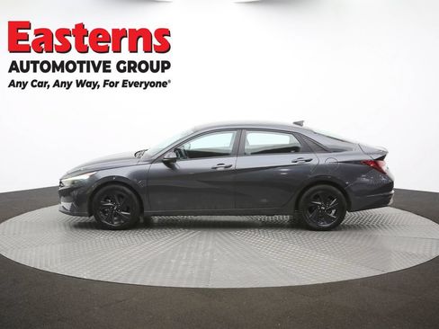 Used 2021 Hyundai Elantra SEL FWD image 59