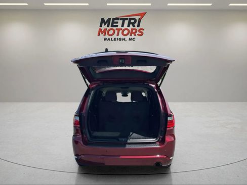 Used 2019 Dodge Durango SXT image 11