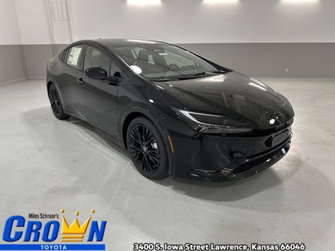 New 2026 Toyota Prius AWD image 4