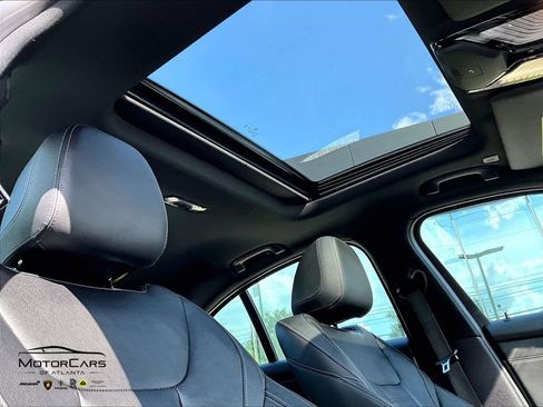 Used 2023 BMW M340i RWD image 18