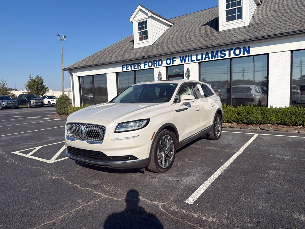 Used 2023 Lincoln Nautilus Reserve w/ Equipment Group 201A AWD/4WD image 1
