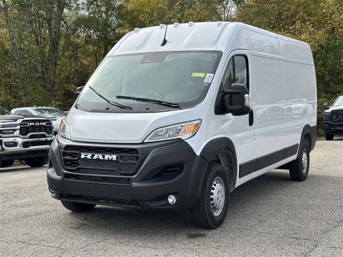 New 2026 RAM ProMaster 2500 w/ Convenience Group image 6