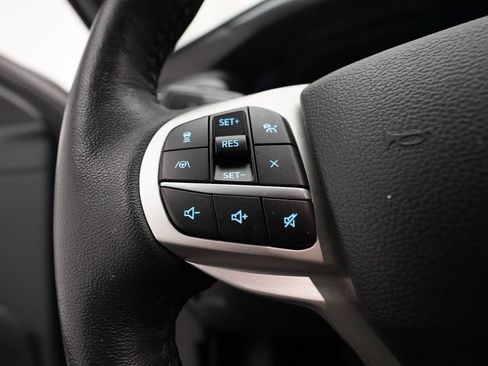 Used 2023 Ford Explorer XLT w/ Equipment Group 202A image 18