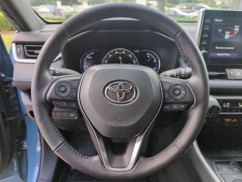 Certified 2022 Toyota RAV4 XSE AWD/4WD image 18