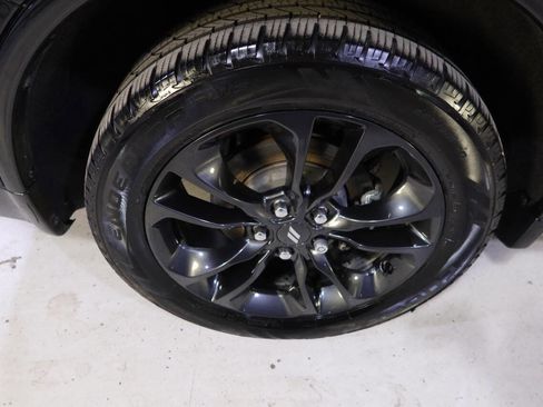 Used 2021 Dodge Durango R/T w/ Blacktop Package image 39