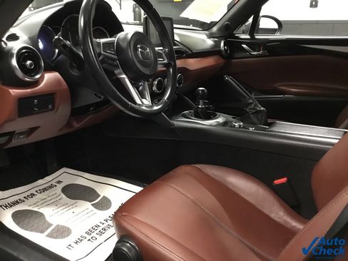 Used 2018 MAZDA MX-5 Miata RF Grand Touring image 33
