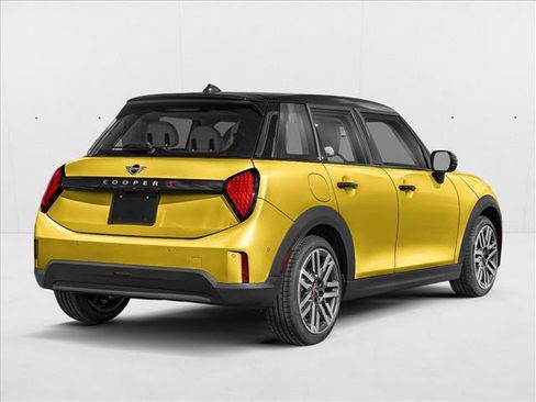 New 2026 MINI Cooper 4-Door Hardtop image 2