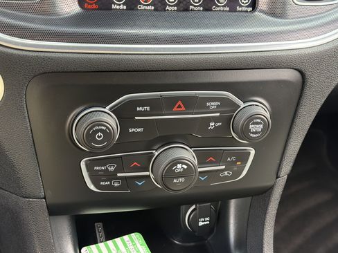 Used 2017 Dodge Charger R/T RWD image 23