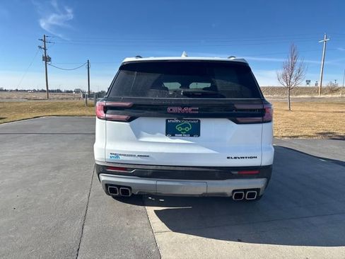 Certified 2025 GMC Acadia Elevation image 4