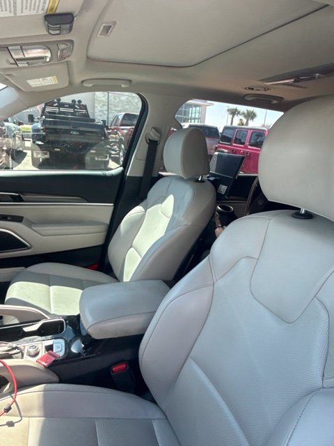 Used 2023 Kia Telluride S w/ S Sunroof Package AWD/4WD image 5