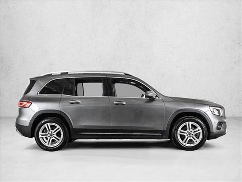 Used 2022 Mercedes-Benz GLB 250 4MATIC image 4