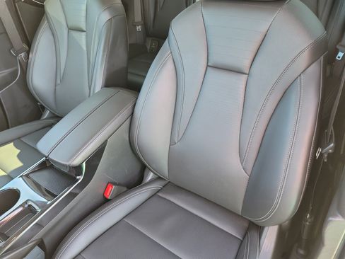 Used 2024 Buick Envision Preferred AWD/4WD image 11