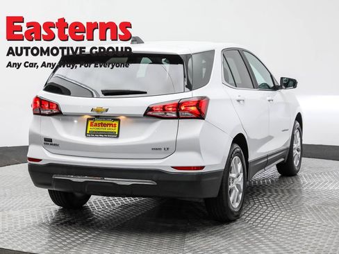 Used 2023 Chevrolet Equinox LT image 5