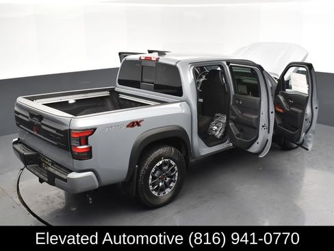 Used 2025 Nissan Frontier PRO-4X w/ Pro Convenience Package image 31