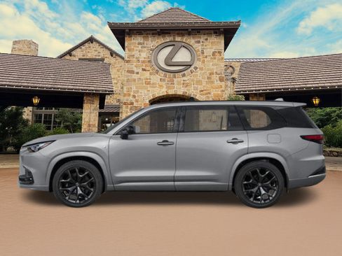 Used 2026 Lexus TX 500h AWD image 3