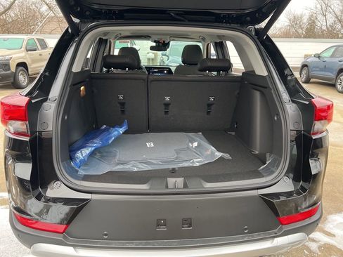 New 2025 Chevrolet TrailBlazer LT w/ Convenience Package image 6