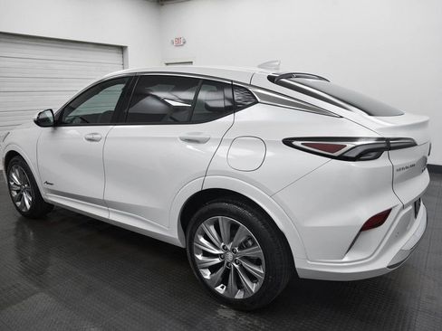 Used 2025 Buick Envista Avenir image 5