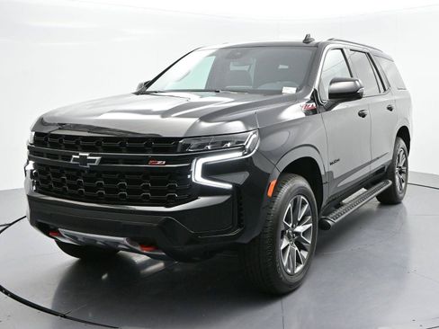Used 2023 Chevrolet Tahoe Z71 w/ Z71 Off-Road Package AWD/4WD image 3