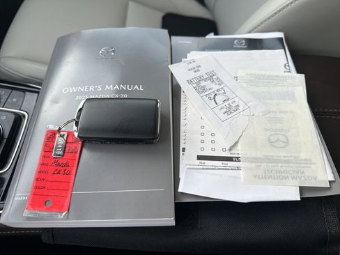 Used 2025 MAZDA CX-30 AWD 2.5 S w/ Premium Package image 14